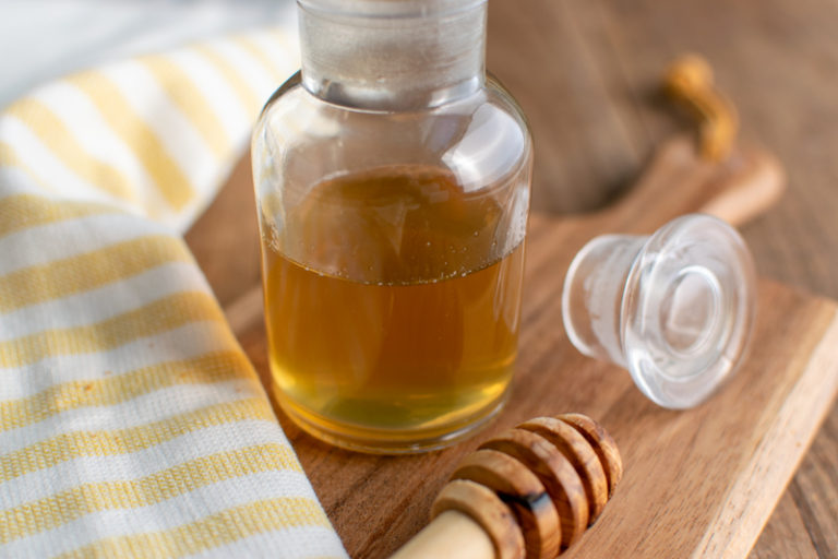 how-to-make-honey-simple-syrup-easy-recipe-sweet-steep