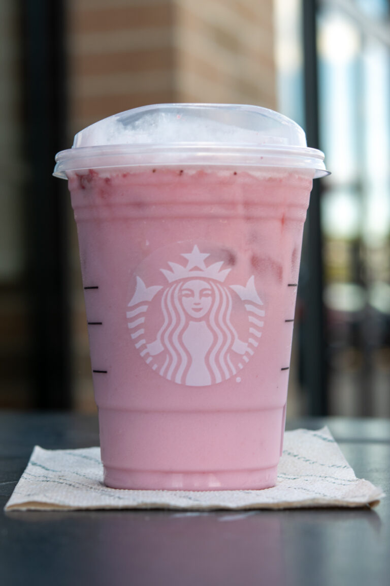 How to Order a Keto Starbucks Pink Drink - Sweet Steep